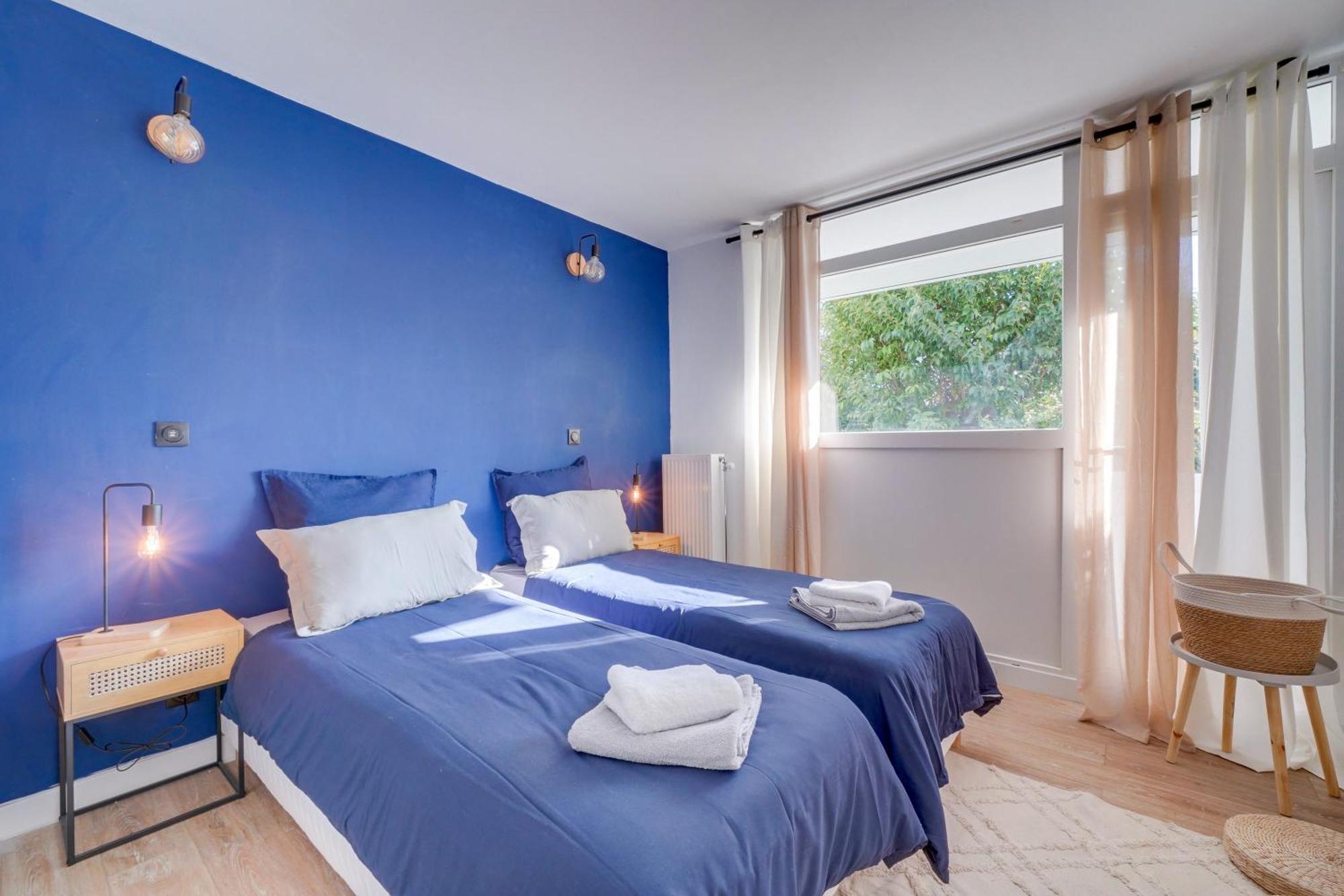 Fridhome Jacuzzi Parking Wifi Fibre 2Min Tram Bruges Extérieur photo